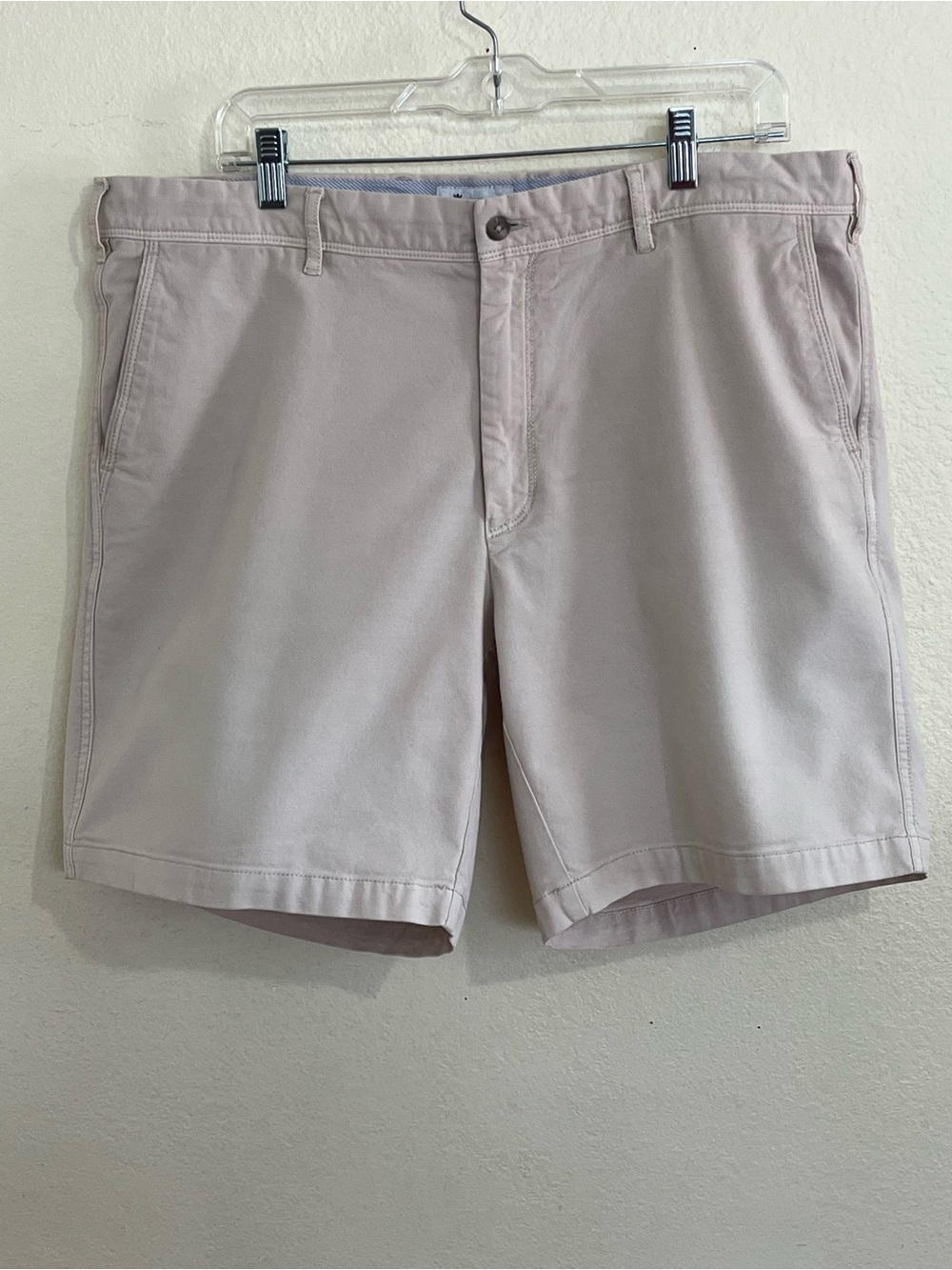 Peter Millar Flat Front Chino Performance Golf Shorts Cream Color Size 38” Waist